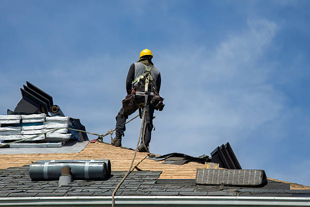 Professional Gutter Installation technician working in Linden, NJ